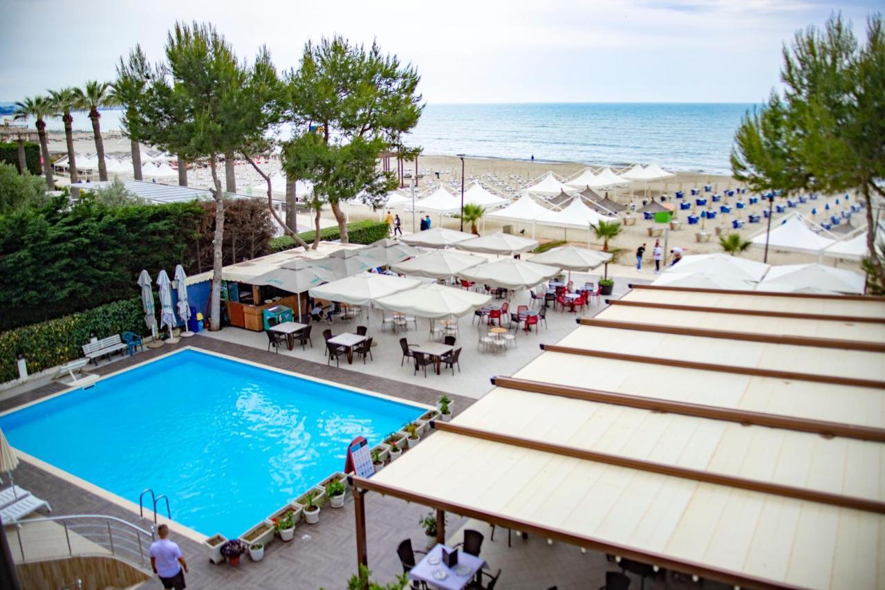 Oaz Hotel
