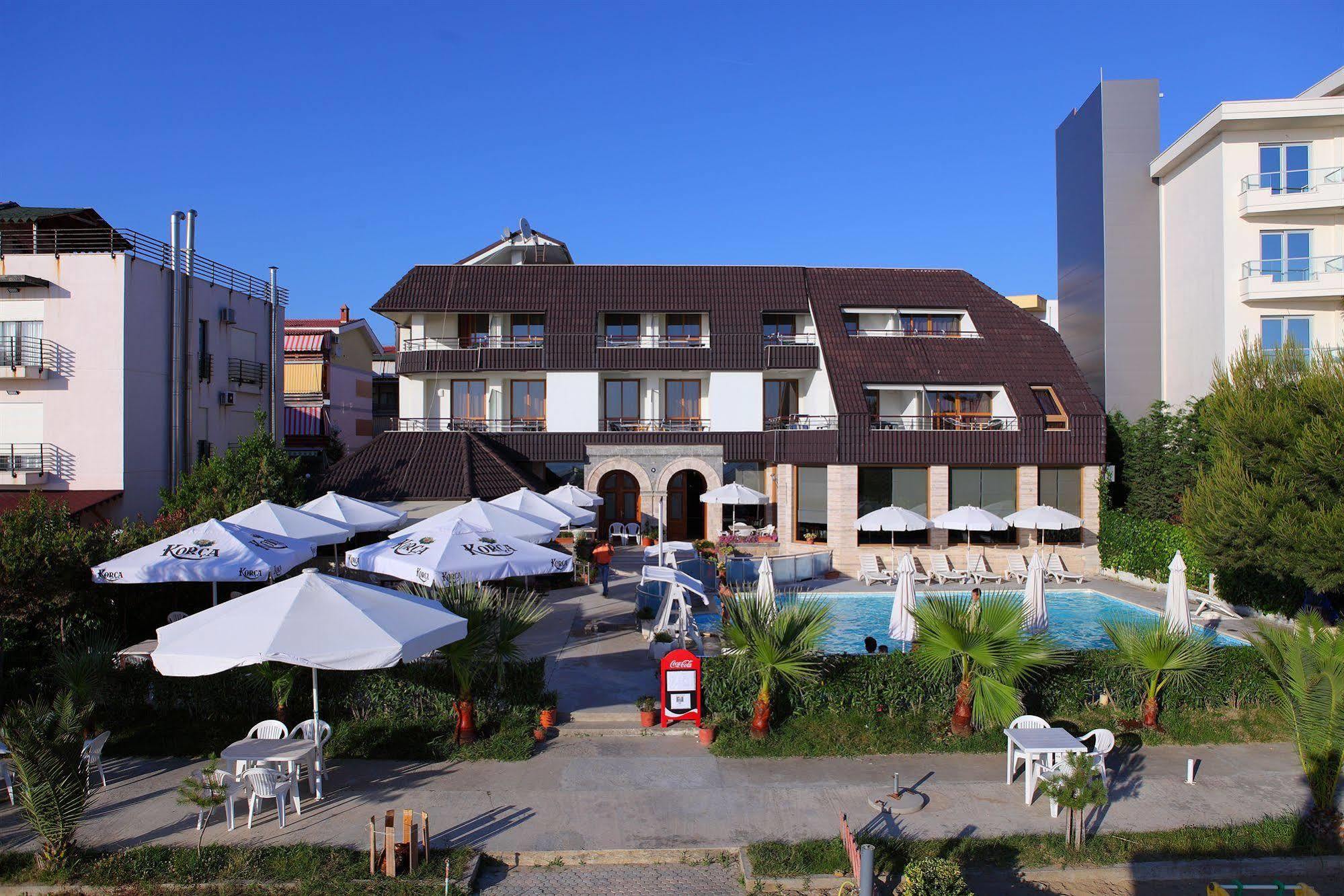 Oaz Hotel